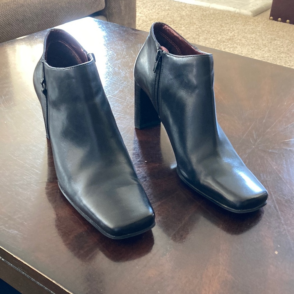 Leather ankle boots